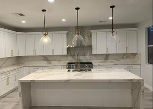 504 Ivy Spring St in Las Vegas, NV - Building Photo - Building Photo