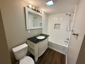 1406 Mount Hermon Rd in Salisbury, MD - Foto de edificio - Building Photo