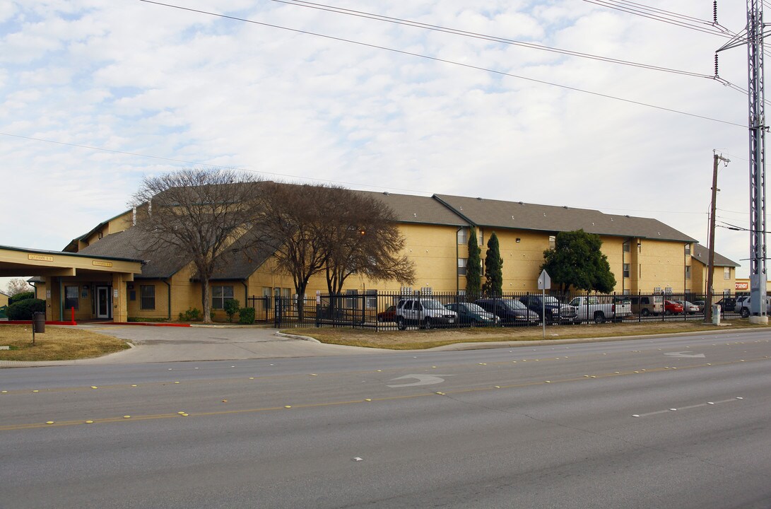 Lila Cockrell Apartments in San Antonio, TX - Foto de edificio