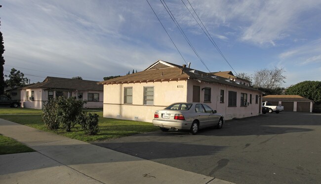 6151 Kingman Ave in Buena Park, CA - Foto de edificio - Building Photo