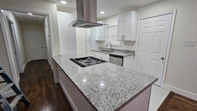 6806 Jay St in Houston, TX - Building Photo - Building Photo