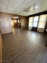 826 Roxbury Ave in Youngstown, OH - Building Photo - Building Photo