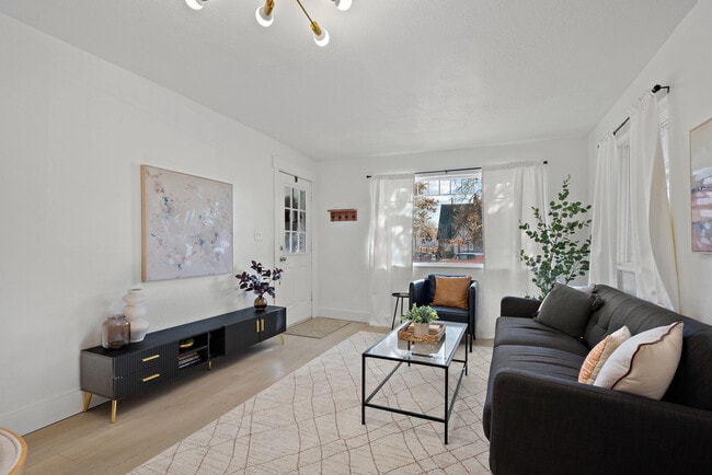 370 W 400 S in Provo, UT - Building Photo - Building Photo