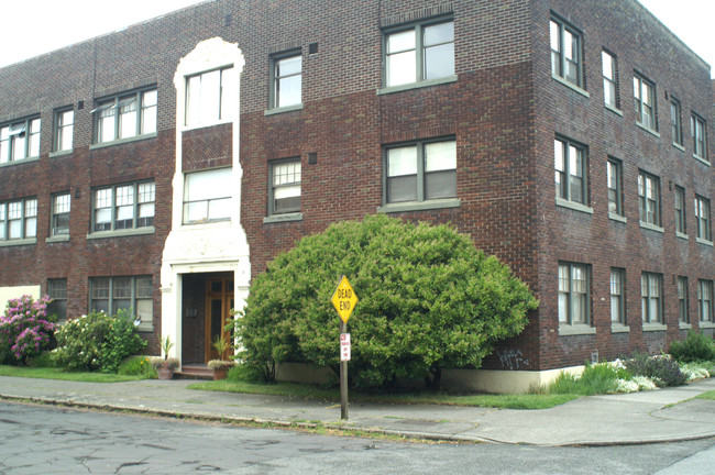 Harrison Apartments in Seattle, WA - Building Photo - Building Photo