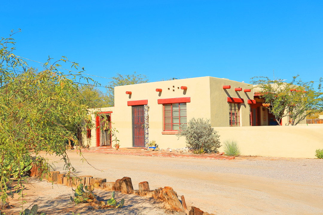 2721-2723 Prince Rd in Tucson, AZ - Building Photo