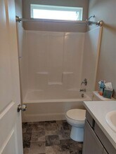 2444 Zeeden Way in Bremerton, WA - Building Photo - Building Photo