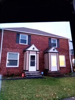 1528 Luxor Rd in Cleveland, OH - Building Photo