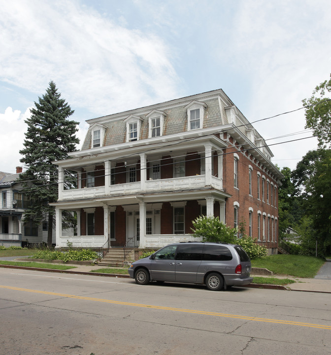 23 Pearl St in Glens Falls, NY - Building Photo