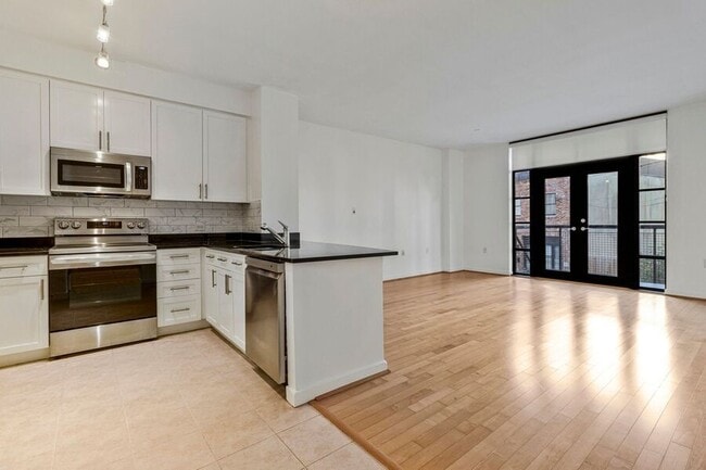 property at 437 New York Ave NW
