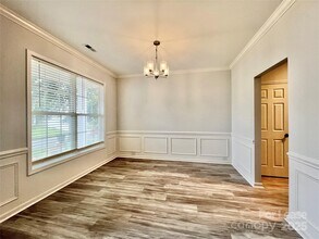 5717 Lindley Crescent Dr in Indian Trail, NC - Building Photo - Building Photo