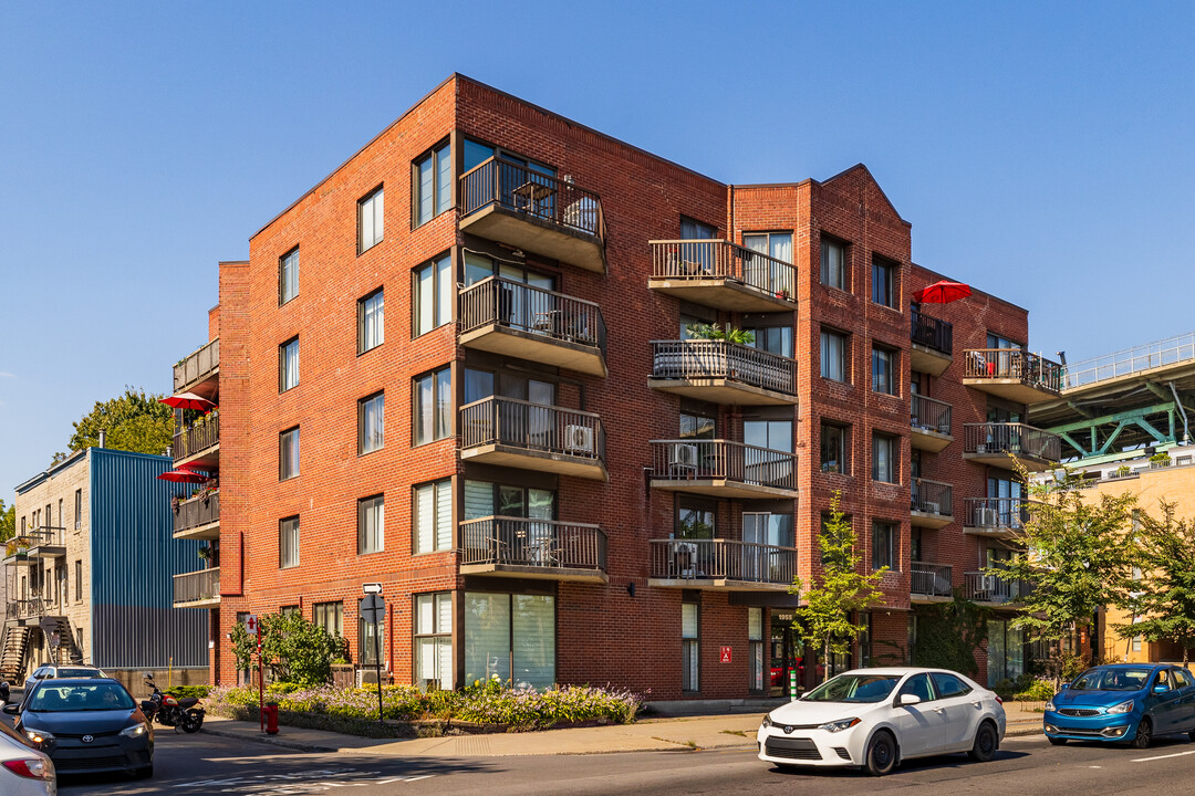 1955 René Lévesque Boul E in Montréal, QC - Building Photo