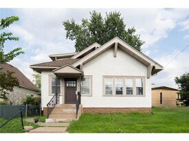 3822 Fremont Ave N in Minneapolis, MN - Building Photo