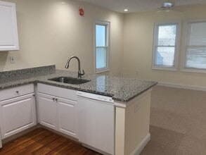 109 E 39th St in Norfolk, VA - Building Photo - Building Photo