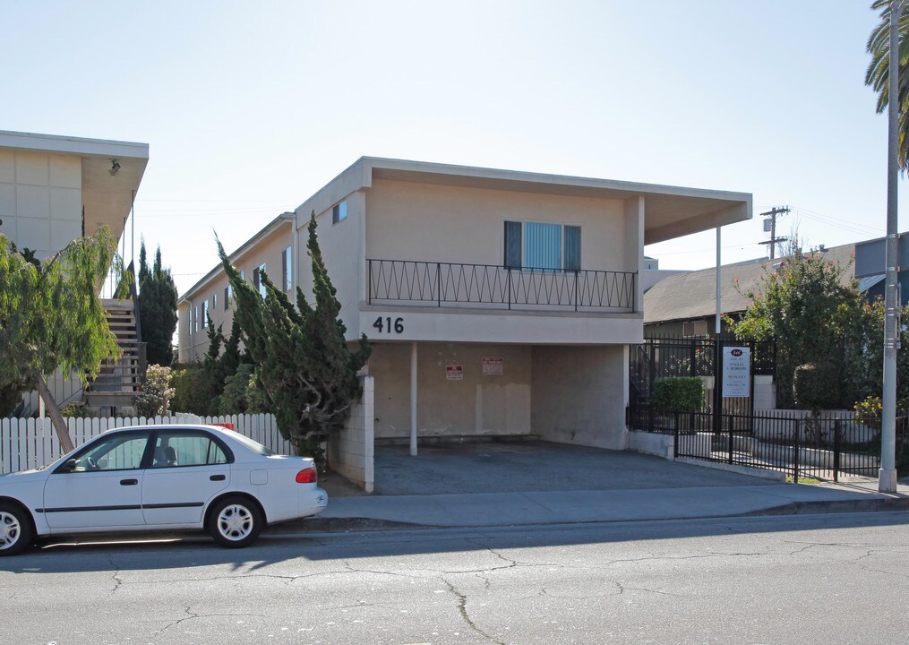 416 Rose Ave in Venice, CA - Foto de edificio