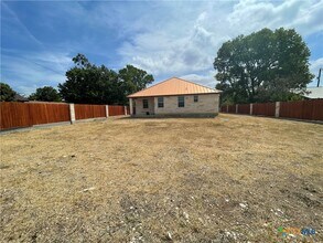 244 Pecan Row in Canyon Lake, TX - Building Photo - Building Photo