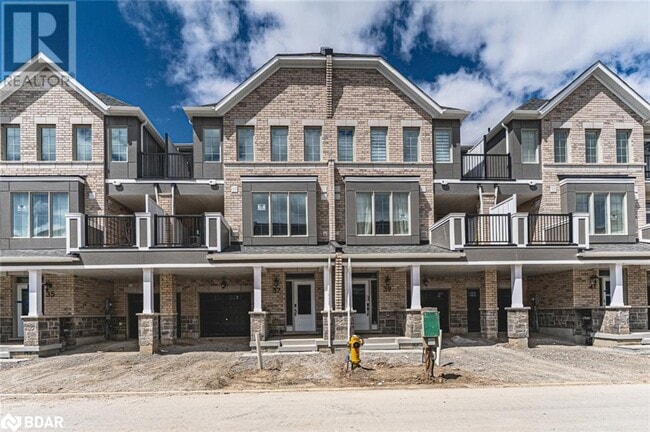 property at 37 Pearen Ln