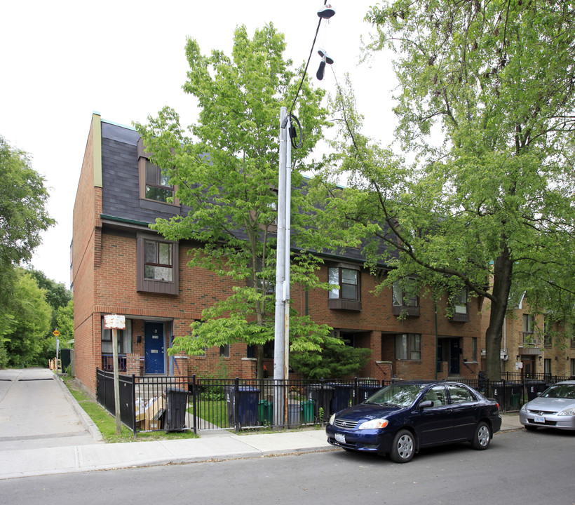 Trefann Court in Toronto, ON - Building Photo