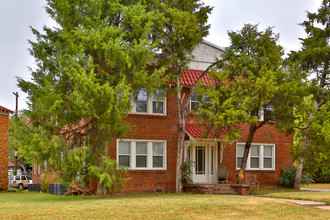 129-133 NW 30th St in Oklahoma City, OK - Building Photo - Building Photo