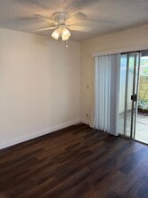 2687 Phipps Ave in Simi Valley, CA - Building Photo - Building Photo