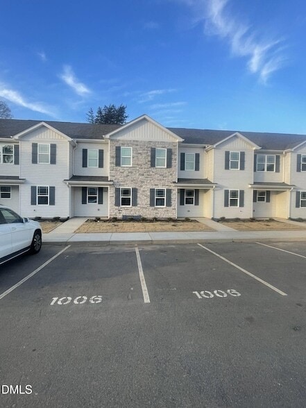 property at 1006 Peony Ln