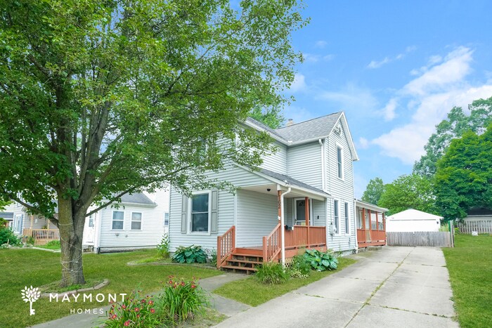 1762 8th St in Cuyahoga Falls, OH - Building Photo