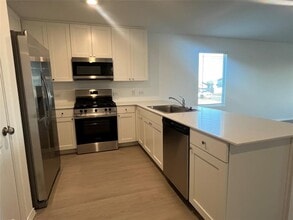 400 Park Ave in Hutto, TX - Building Photo - Building Photo