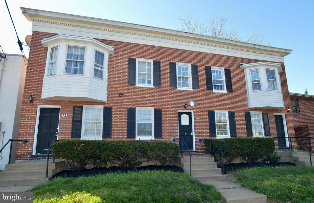 109 S Bentz St in Frederick, MD - Building Photo