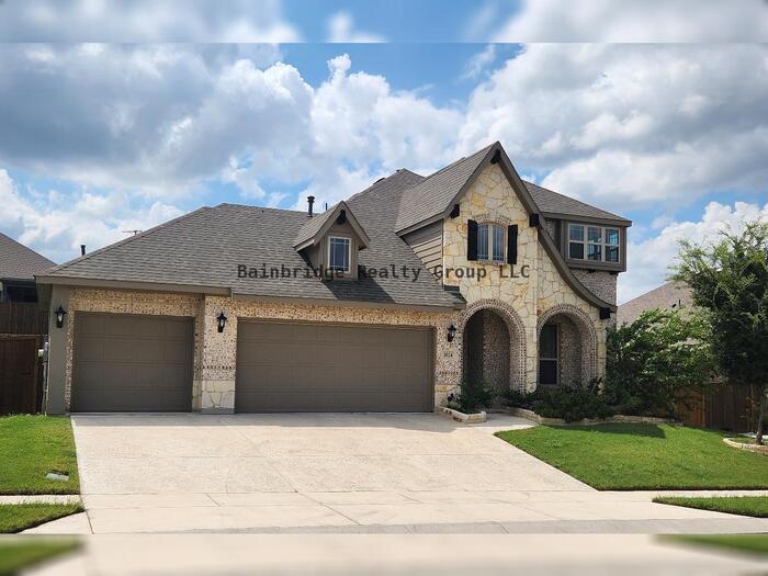 1024 Timber Ridge Dr in Northlake, TX - Building Photo