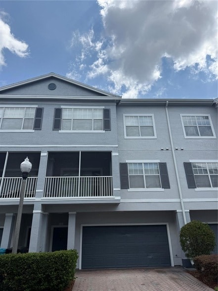 property at 2532 Grand Central Pkwy