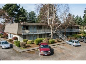 Cascades West in Bellingham, WA - Building Photo