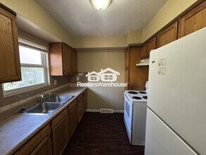 10137 Cavalier Ct in St. Louis, MO - Building Photo - Building Photo