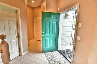 21121 77th Pl W in Edmonds, WA - Building Photo - Building Photo