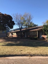 43rd Street Apartments in Lubbock, TX - Building Photo - Building Photo