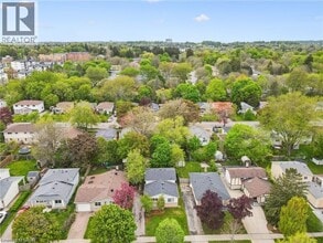 53 Karen Walk in Waterloo, ON - Building Photo - Building Photo