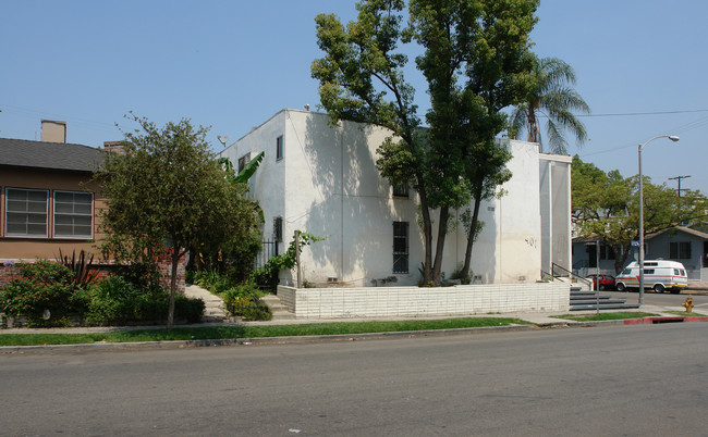 401 S Coronado St in City Of Industry, CA - Foto de edificio - Building Photo