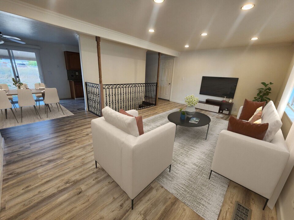 13521 E Heroy Ave in Spokane Valley, WA - Building Photo