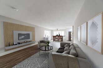 Oasis Apartments in Burbank, CA - Foto de edificio - Building Photo