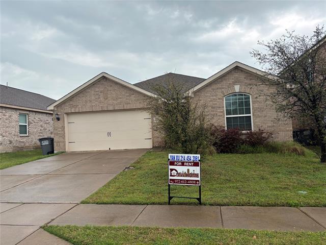 1702 Hot Springs Way in Princeton, TX - Foto de edificio