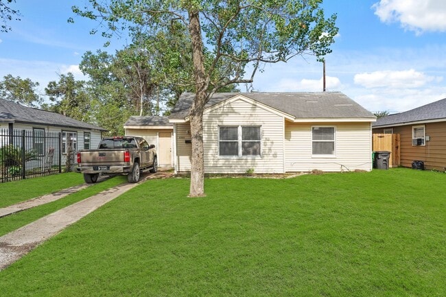 property at 4953 Bataan Rd