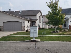 3533 Eagle Run Ln in West Fargo, ND - Building Photo