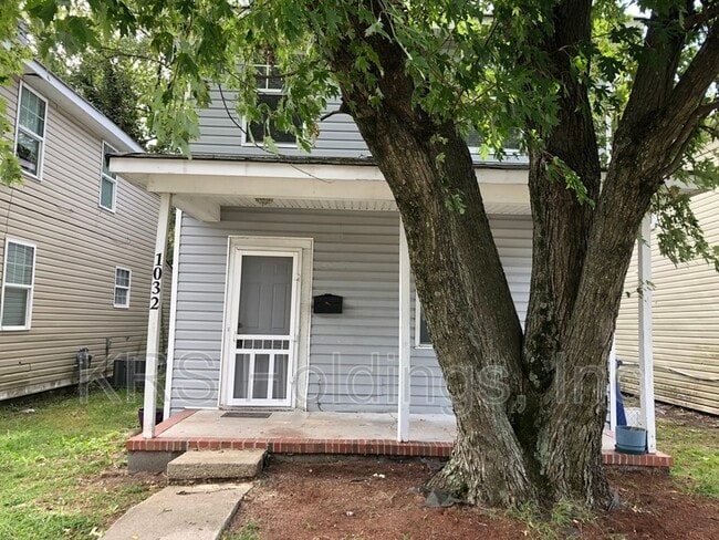 property at 1032 37th St