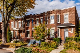 3757 De Melrose Av in Montréal, QC - Building Photo