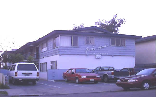 Judy Anne Apartments in San Diego, CA - Foto de edificio - Building Photo