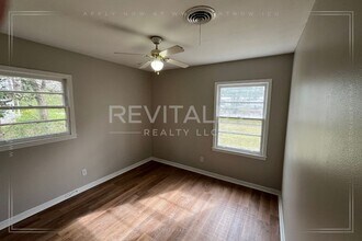 1321 Hubert Pierce Rd in Mobile, AL - Building Photo - Building Photo