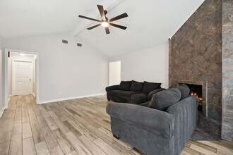 4023 Broken Elm Dr in Spring, TX - Building Photo - Building Photo