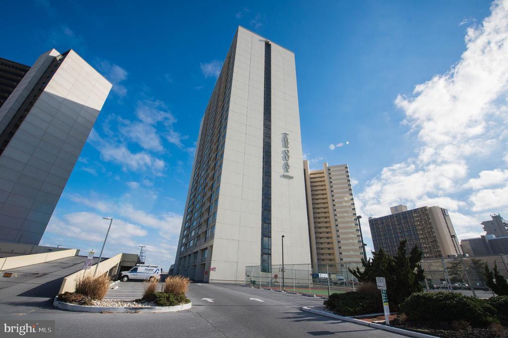 10700 Coastal Hwy in Ocean City, MD - Building Photo