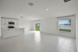 2711 Pioneer Trl in Eagle Lake, FL - Building Photo - Building Photo