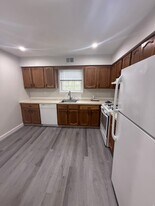 1255 NJ-166 in Toms River, NJ - Building Photo