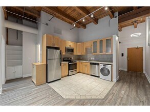 400 N 1st St in Minneapolis, MN - Building Photo - Building Photo