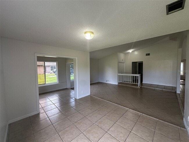 828 E Flag Ln in Kissimmee, FL - Building Photo - Building Photo